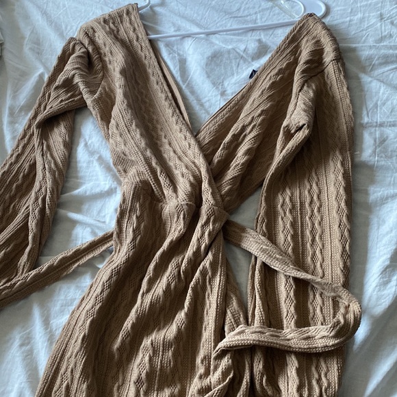 Windsor tan knit dress - Picture 2 of 4